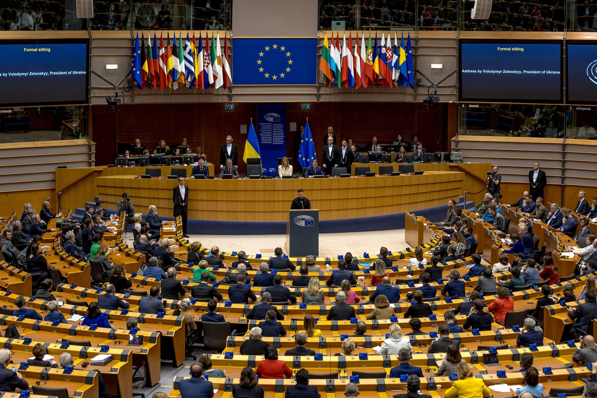 Cos'è il Parlamento europeo e come è composto: membri, funzioni e poteri