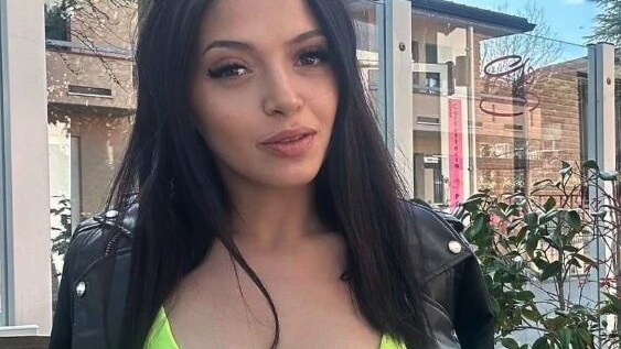 Melissa Neri.