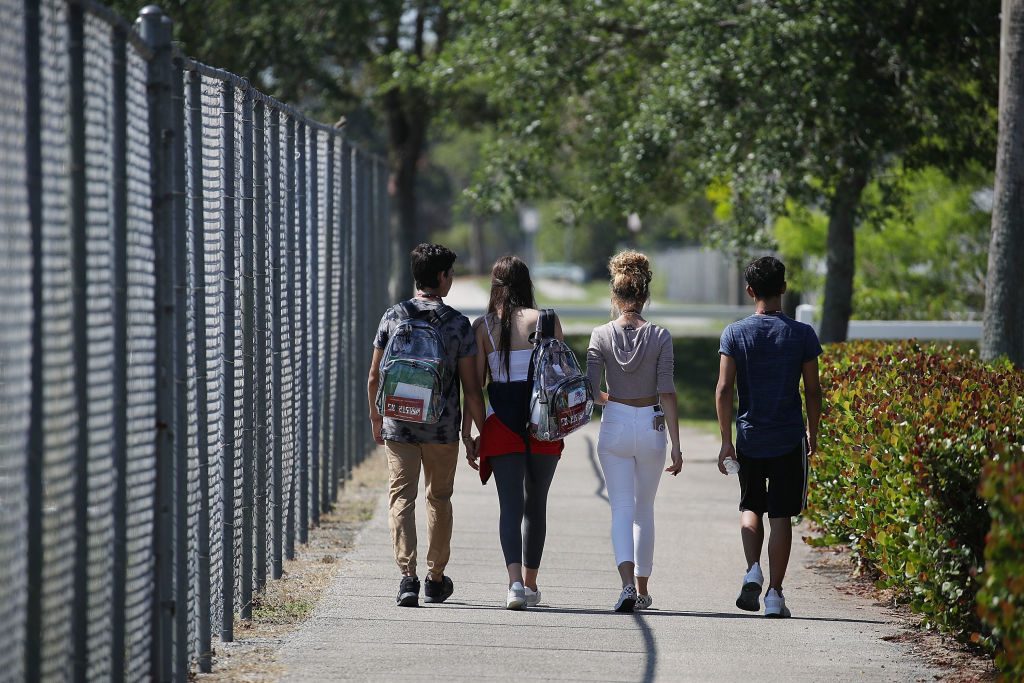 Quando chiudono le scuole per il ponte del 25 aprile 2024: il