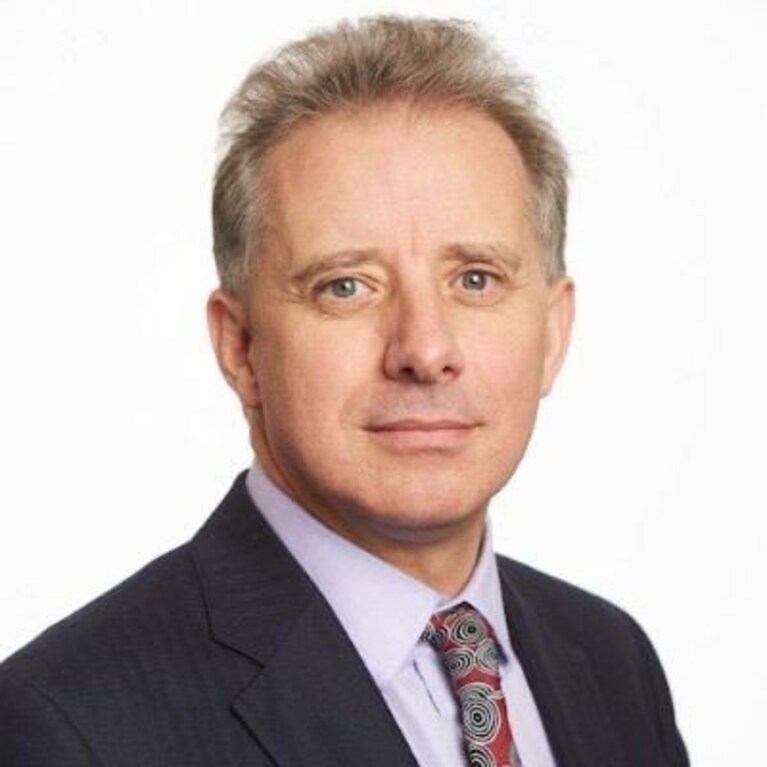 Chris Steele (X).