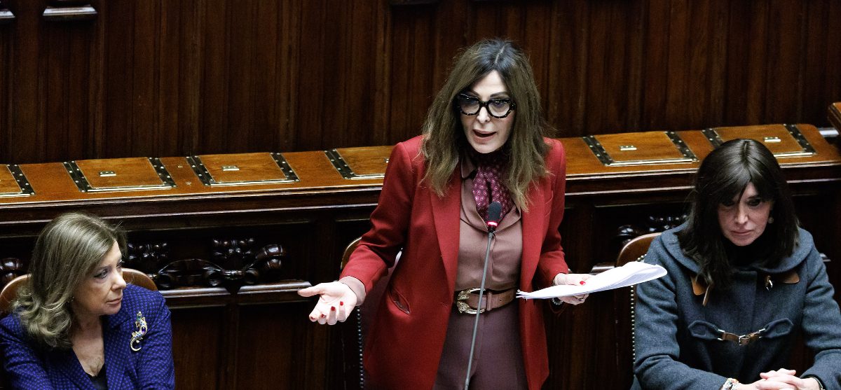 Anche Santanchè si è dimessa, ora Meloni vada in Parlamento per assumersi le sue responsabilità