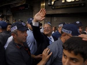 Impiccate i palestinesi in pubblica piazza. Israele mostri al mondo il suo volto sadico