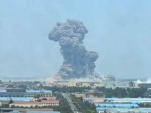 esplosione spaventosa in cina 5 vittime e decine di feriti tra le macerie della fabbrica a gaomi