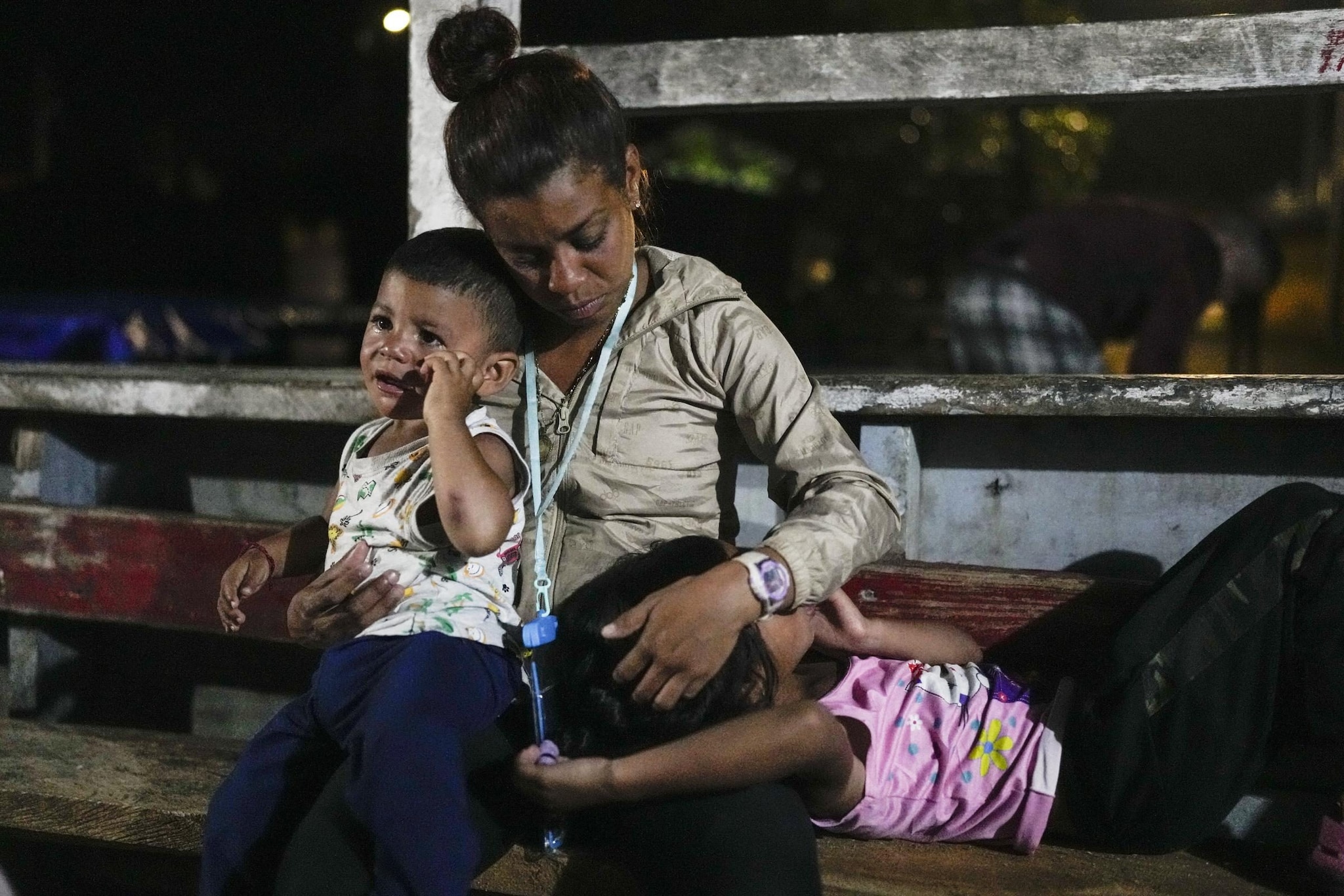 Migranti, in Italia calano gli arrivi regolari ma crescono le richieste d'asilo: cosa dicono i dati ISTAT