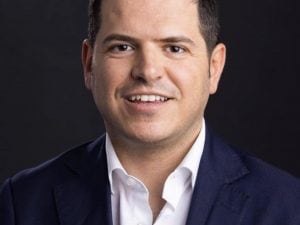 Il presidente dell’Ars Galvagno (Fdi) organizza un evento per gli auguri di Natale, a spese dei siciliani