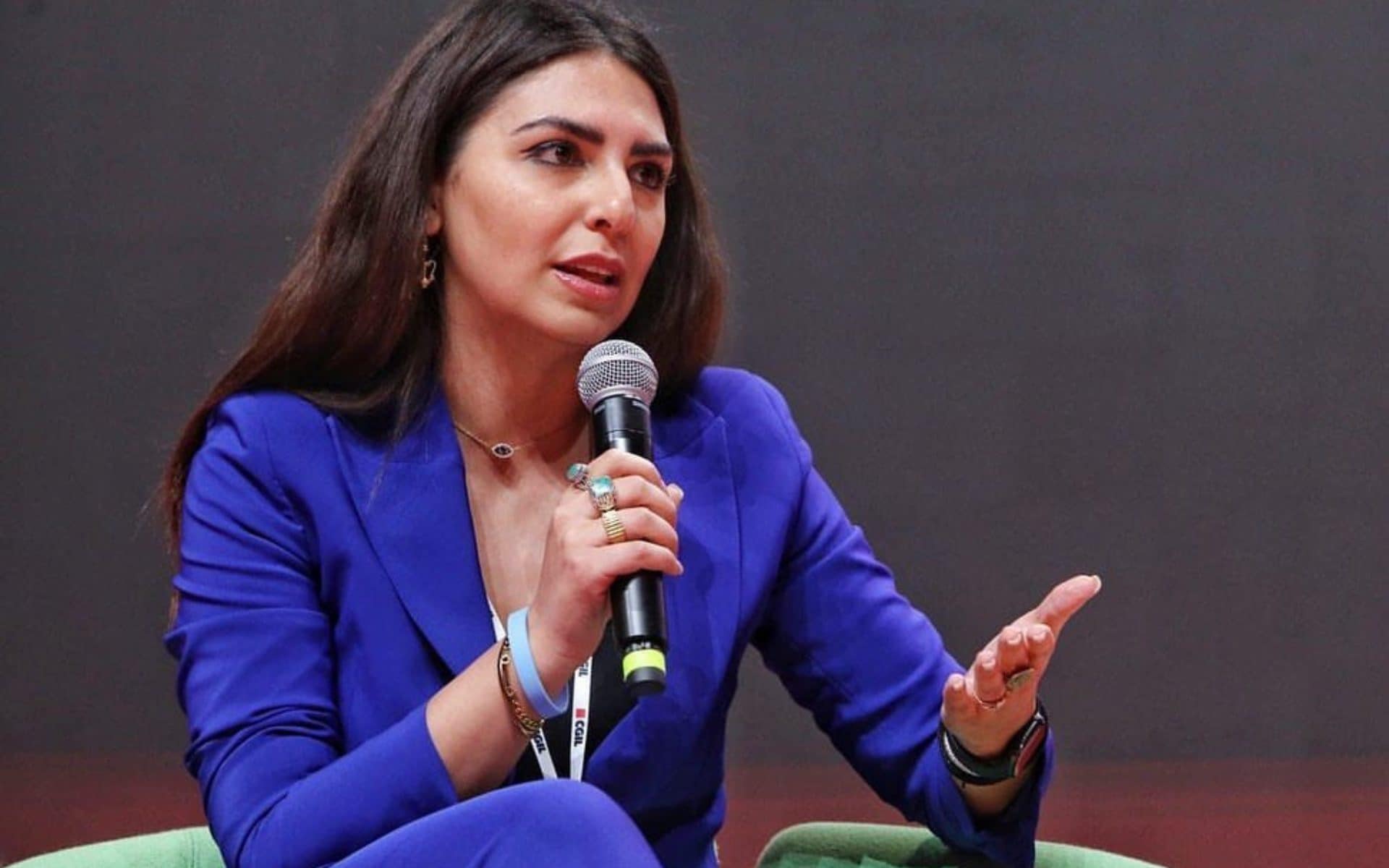L'attivista Pegah Moshir Pour: "Il popolo iraniano ha più paura del regime che delle bombe"