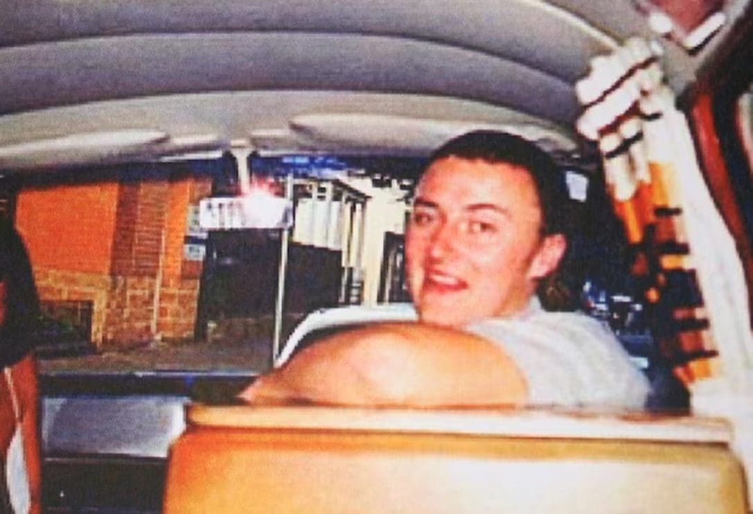 Scomparso 24 anni fa durante vacanza in Australia, polizia offre mezzo milione a chi farà trovare il corpo