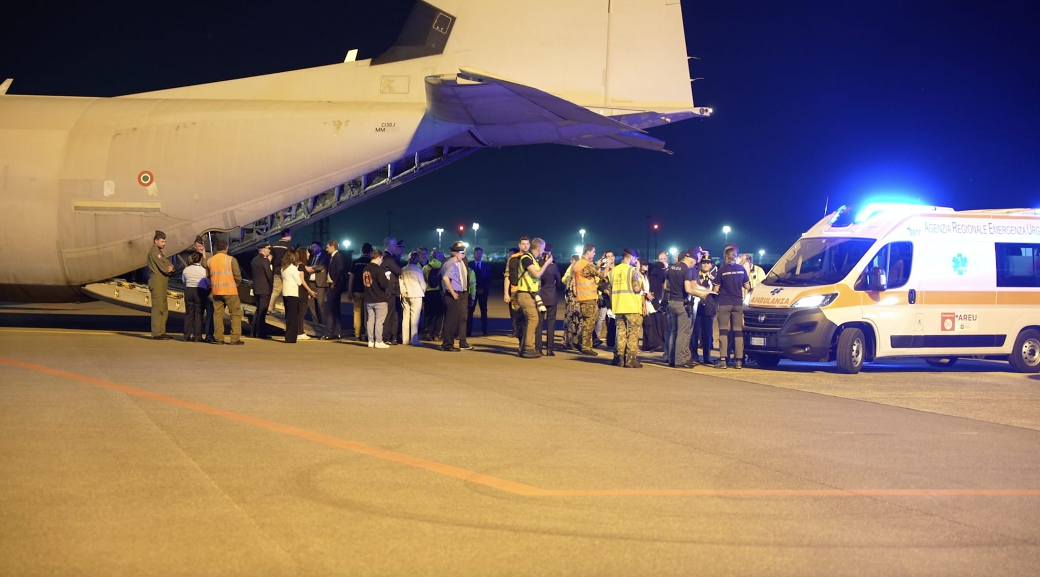 Adam e altri bimbi palestinesi arrivati in Italia, Tajani: "Chiedono di rimanere, sono i benvenuti"