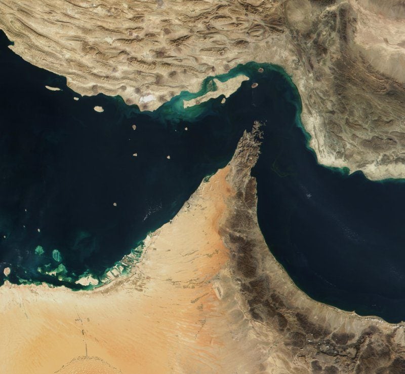 ISPI spiega perché è improbabile che l'Iran chiuda lo stretto di Hormuz: "Sarebbe una mossa suicida"