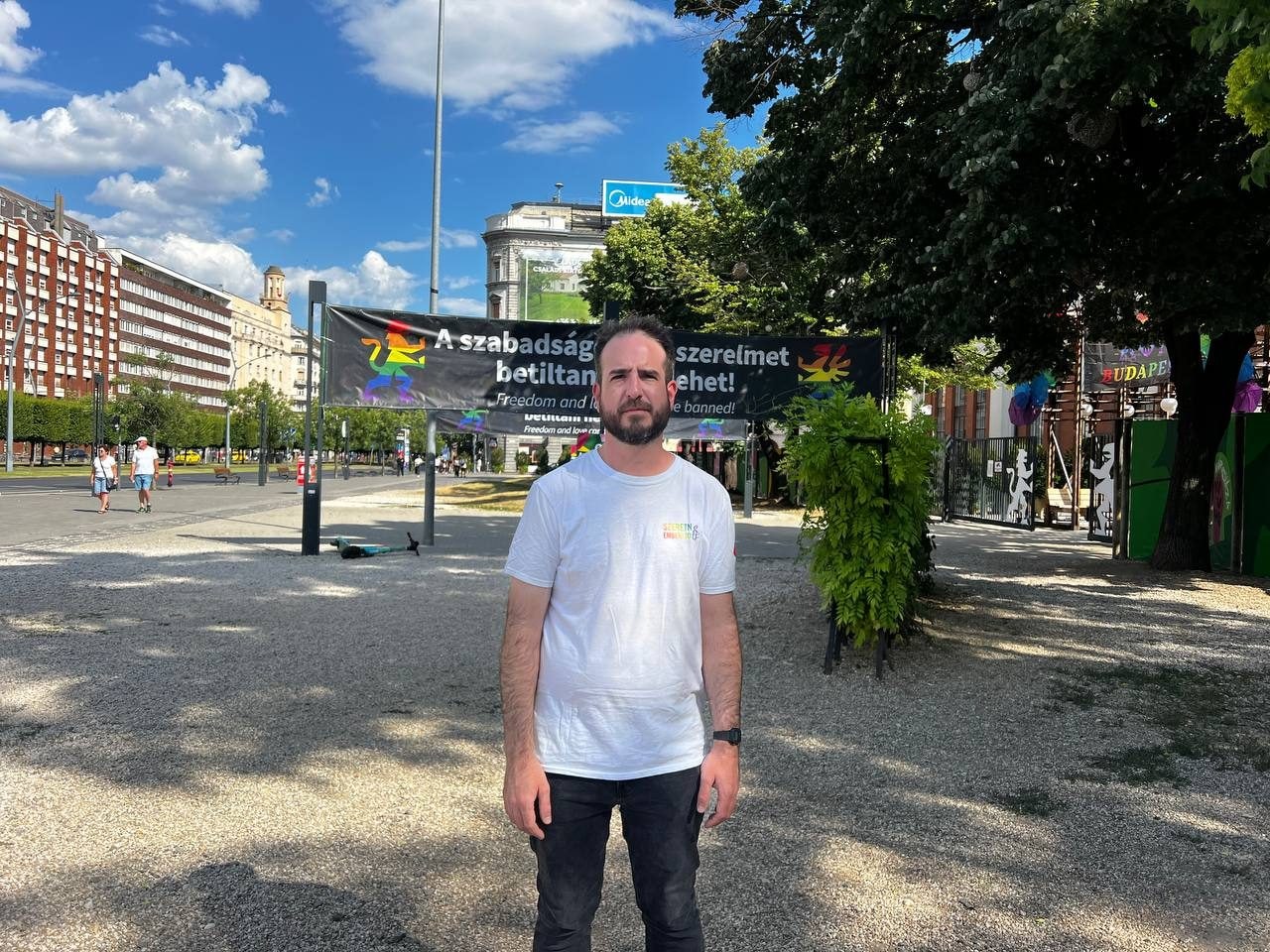 "Parole di Orban sul Pride mostrano solo il panico del governo", la risposta di Amnesty International Ungheria