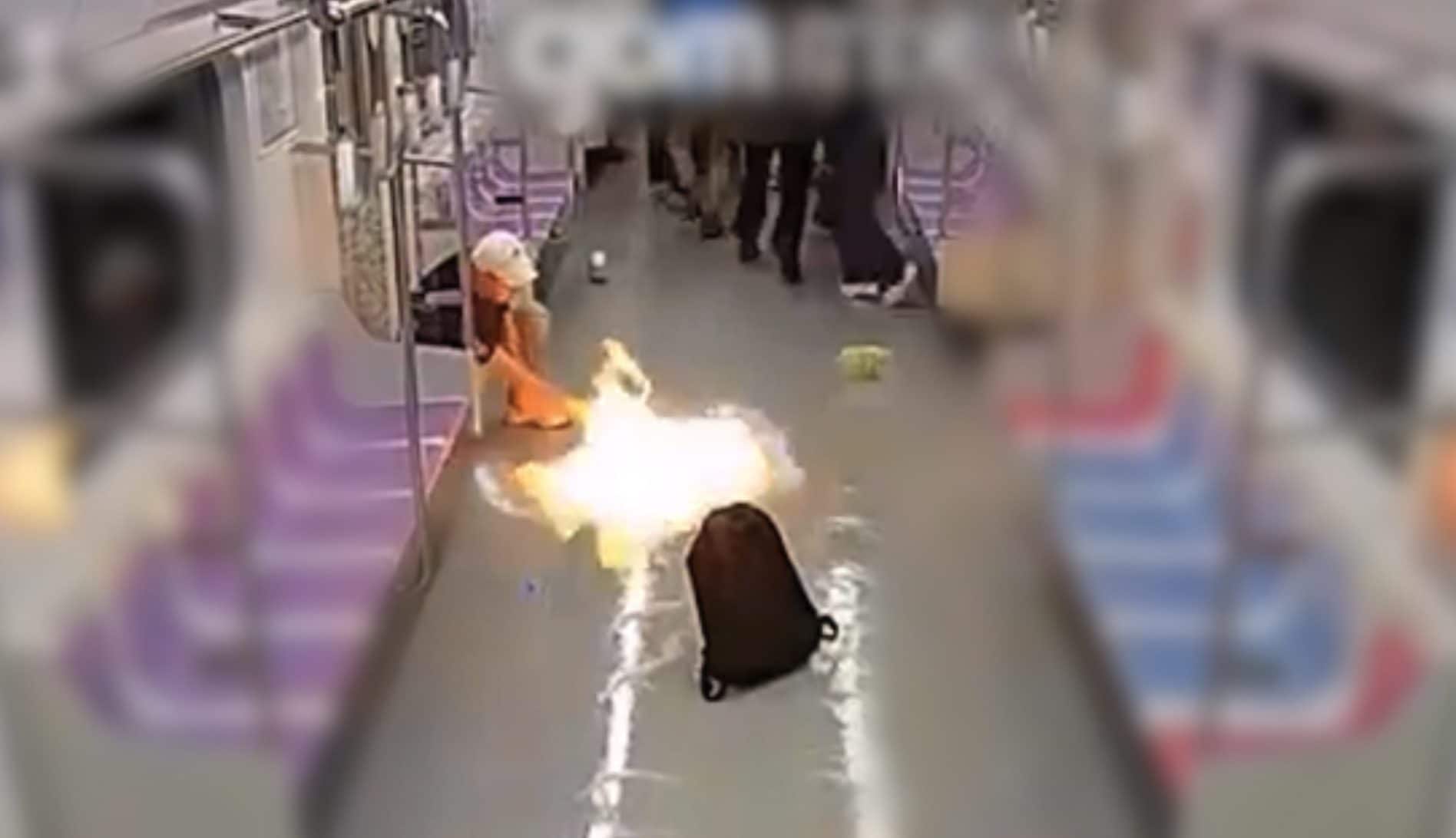 Va in metro e dà fuoco al vagone pieno di gente, il video del panico a Seul: "Ero arrabbiato per il divorzio"