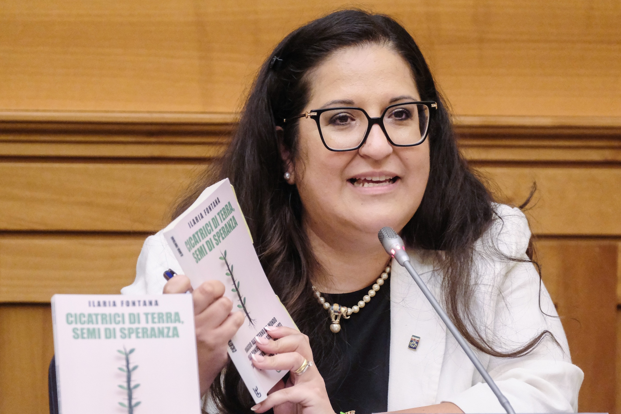 Fontana (M5s) a Fanpage: “Il governo non ha un piano per la crisi climatica, ai giovani lasceranno macerie”