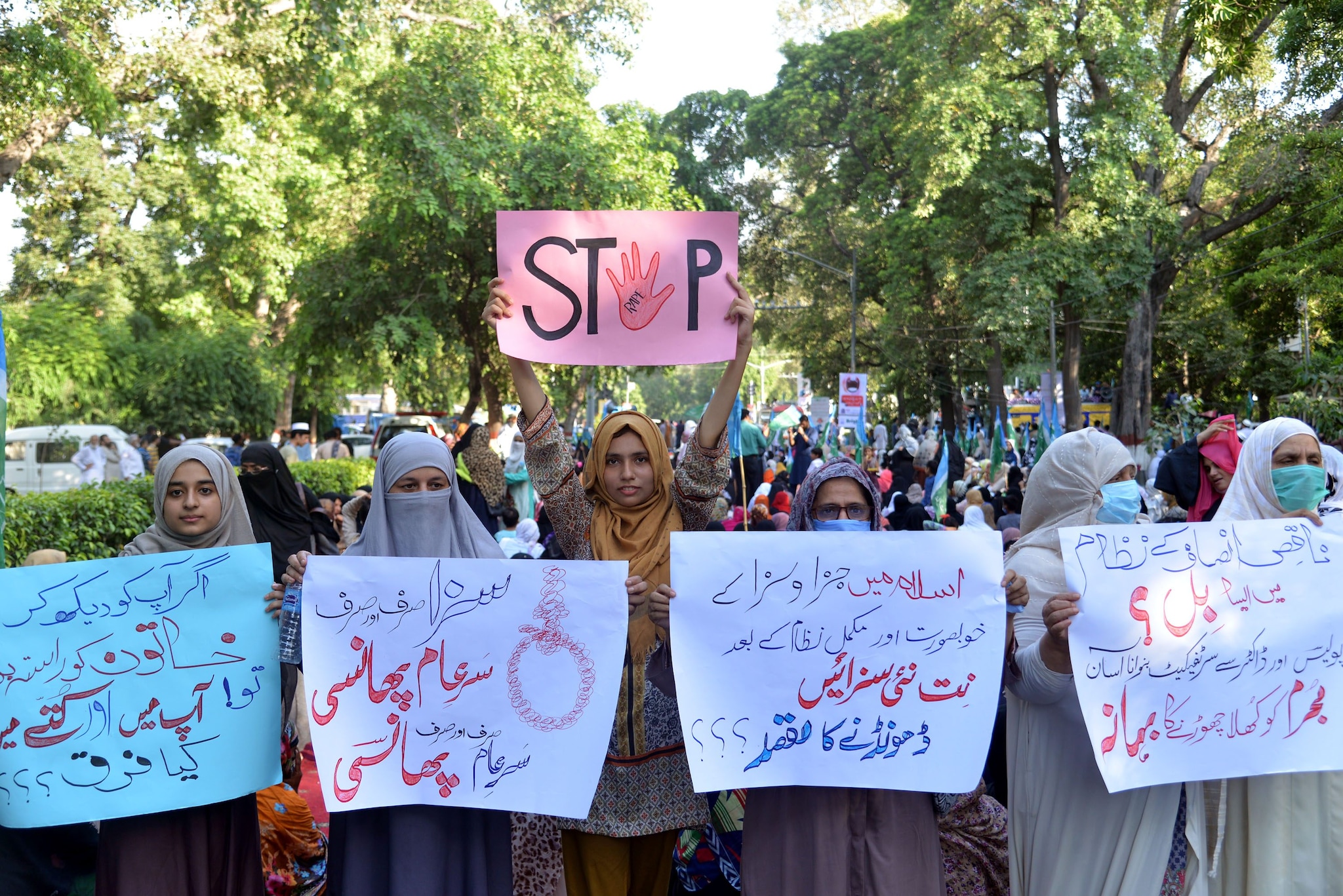 Orrore in Pakistan: coppia giustiziata su ordine di un leader tribale per una relazione "illecita"