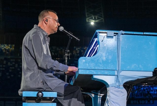 Gigi D'Alessio in concerto nel 2026: i prezzi dei biglietti, quando e come acquistarli