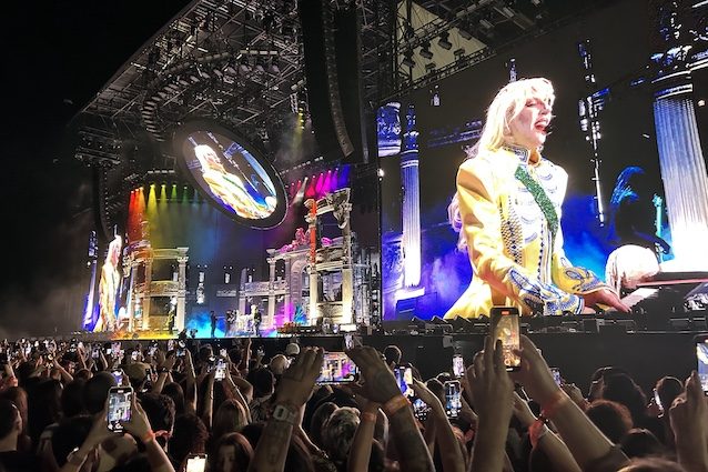 Contro i concerti negli stadi, non per i biglietti a 10 euro ma per l'esperienza mediocre