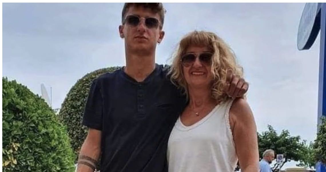 Alessandro Venturelli, la mamma a Torino dopo 60 segnalazioni: “Cerchiamo tra i senzatetto, ci spero”