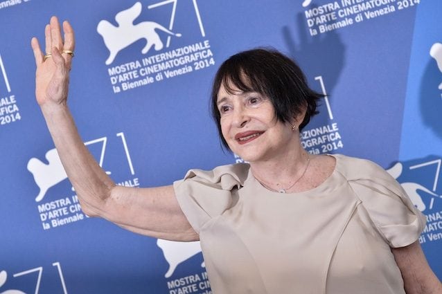 Adriana Asti è morta a 94 anni: attrice di Teatro e Cinema, recitò per Strehler, Visconti e Pasolini