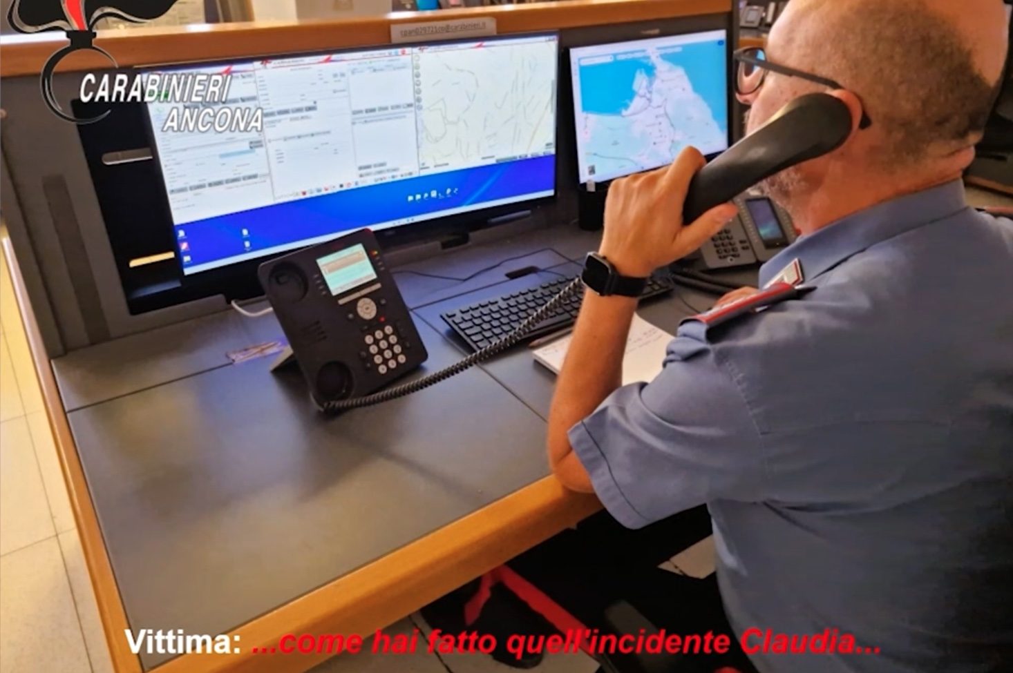 "Sua figlia arrestata", tentano truffa ma la badante chiama il 112 e fa sentire tutto in diretta: l'audio