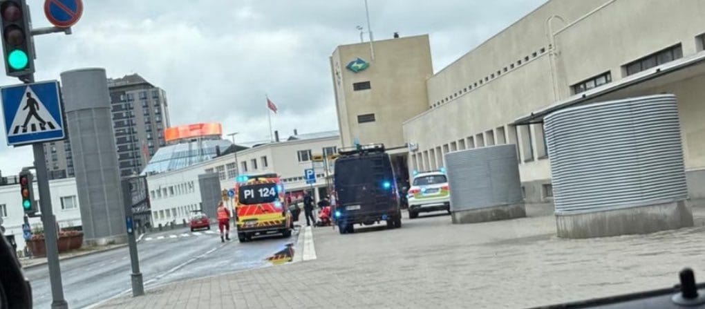 Finlandia, paura in un centro commerciale: quattro persone accoltellate, arrestato un uomo