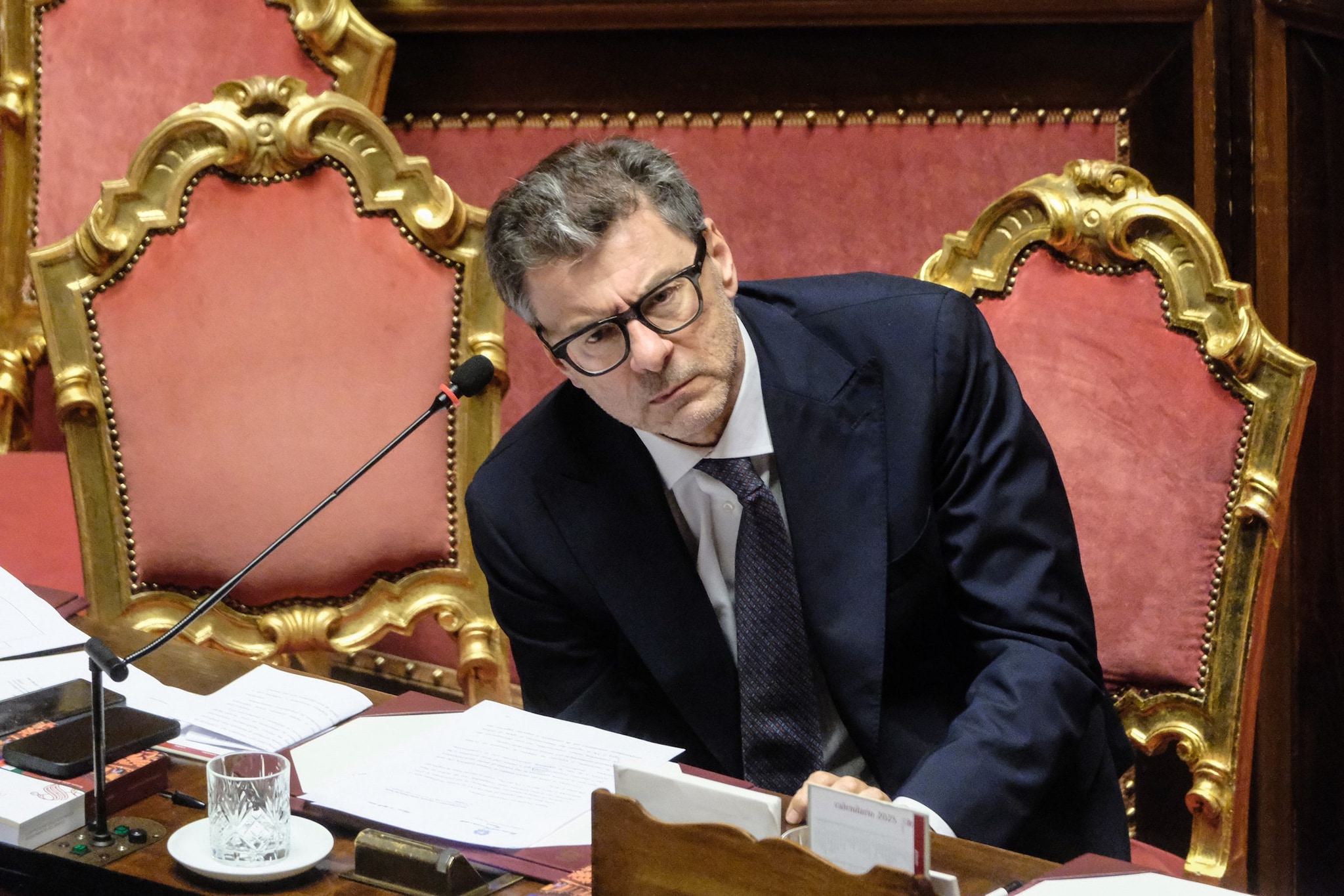 Il ministro Giorgetti dice che dazi sopra il 10% sono "insostenibili": a che punto sono le trattative con Trump