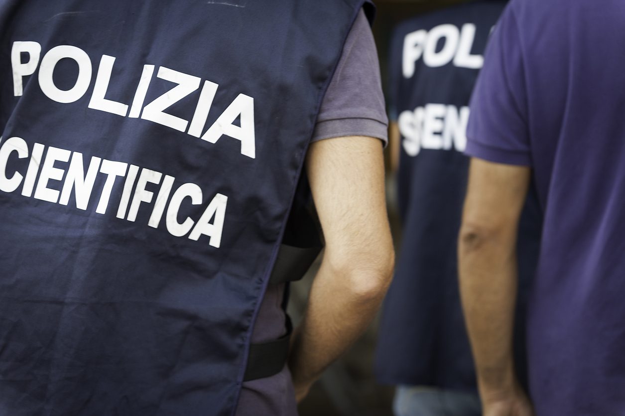 Samantha, uccisa dal compagno che poi si è suicidato: domani avrebbe compiuto 45 anni, lascia 2 figli
