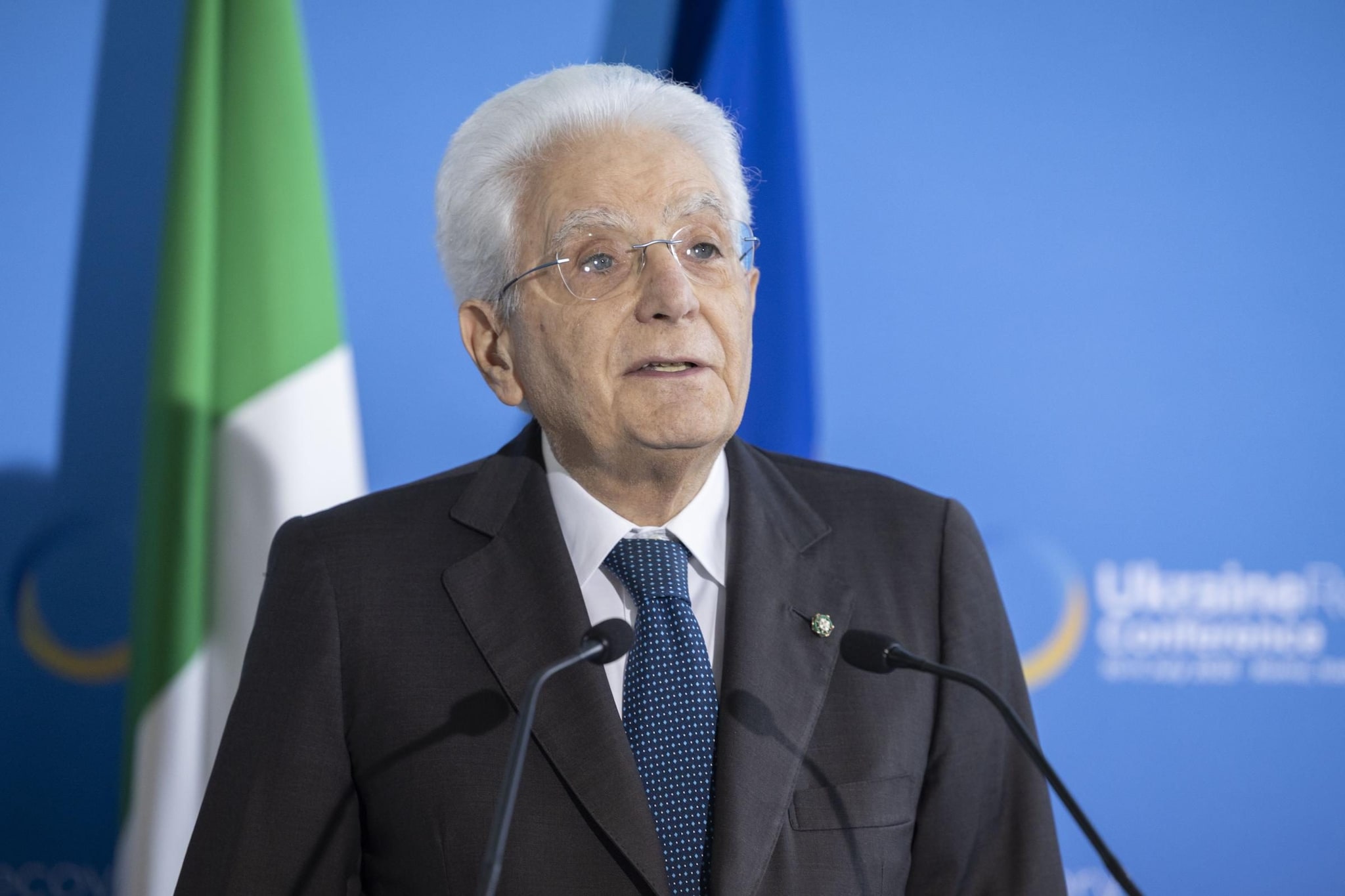 Mattarella alla Conferenza sull'Ucraina: "Da Roma messaggio chiaro, Kiev non è sola"