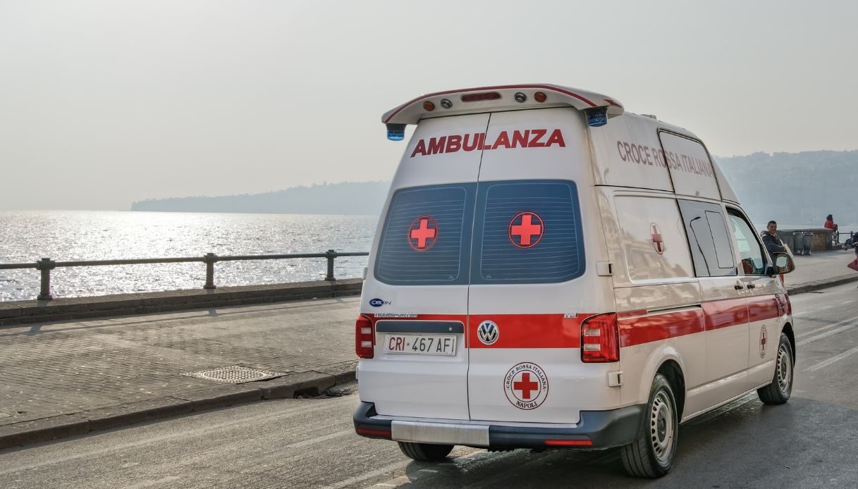 Morti per il caldo a Genova e in Sardegna: le prime vittime dell’ondata di afa in Italia