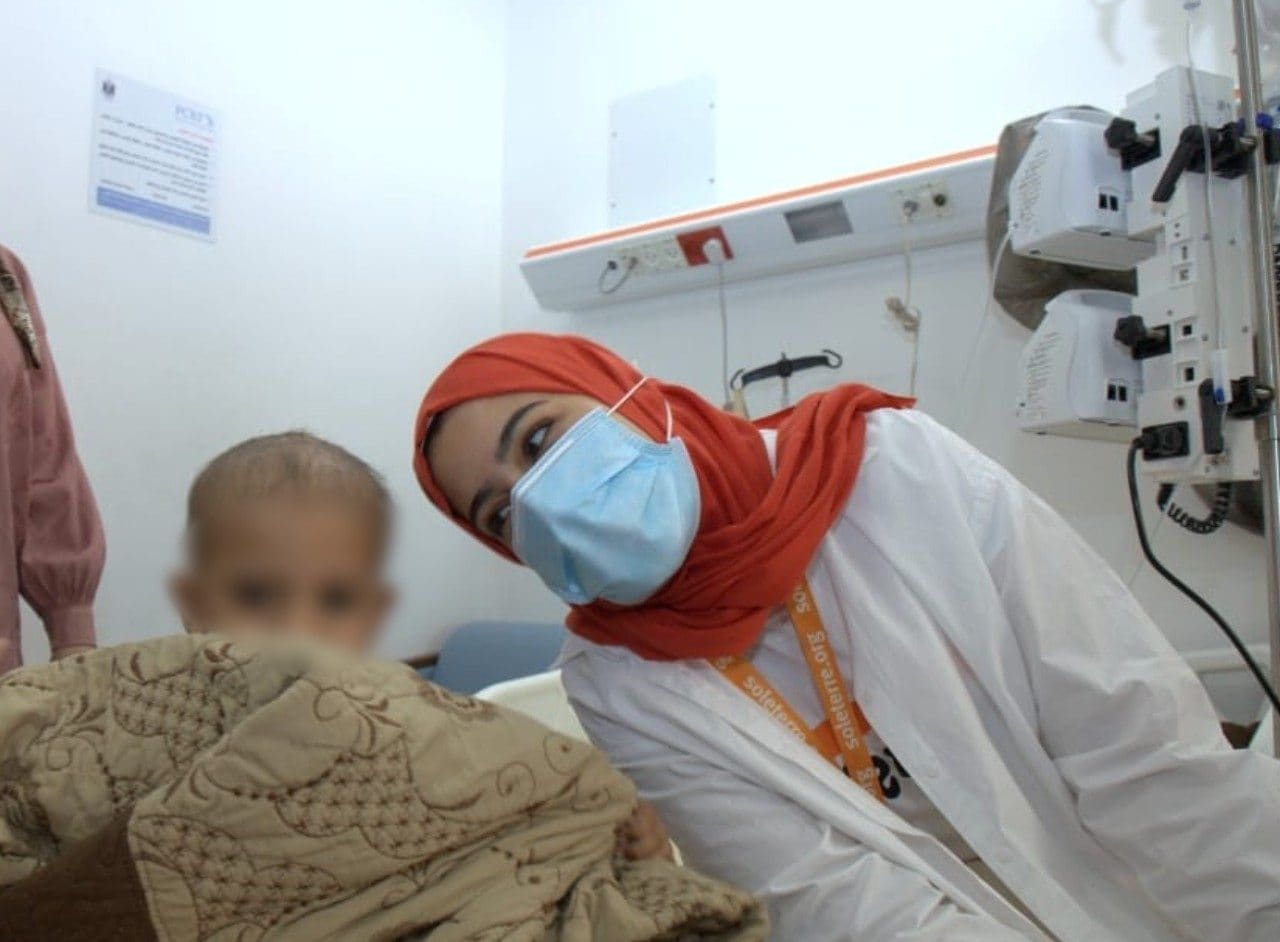 Palestina, stanno per finire anche i farmaci per curare i bambini malati di tumore: "Presto non avremo nulla"
