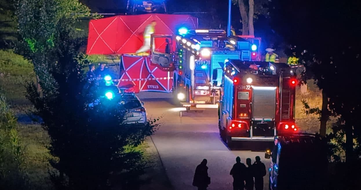 Parroco litiga col senzatetto, lo colpisce con un'ascia e lo brucia vivo in strada: orrore in Polonia