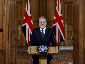 Il Regno Unito riconoscerà lo Stato di Palestina a settembre, Starmer: &#8220;Unica alternativa è la pace a Gaza&#8221;