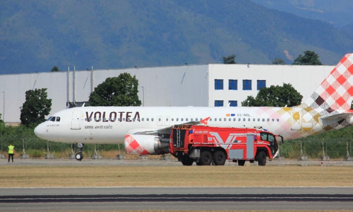 Guasto al motore in volo, aereo Volotea costretto ad atterraggio di emergenza a Torino