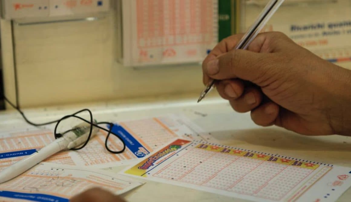 SuperEnalotto, centrato un 5+1 da oltre 384mila euro giocando online: Jackpot sale a 36,5 milioni