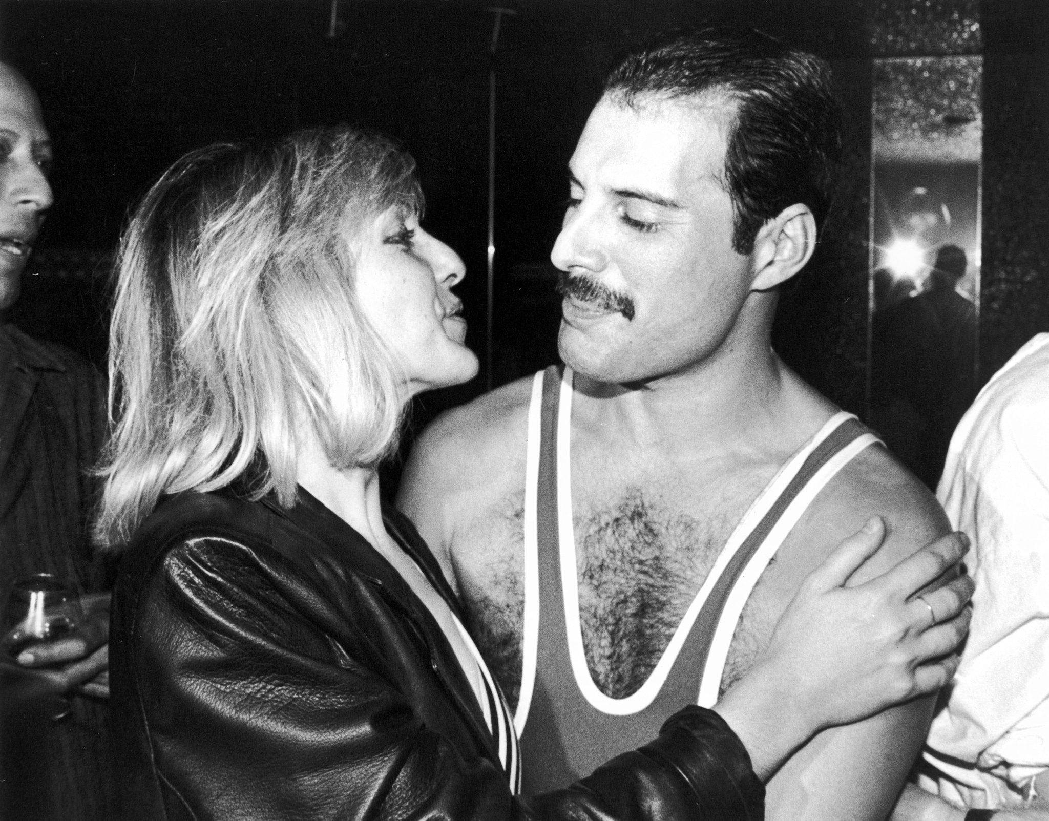 Freddie Mercury e Mary Austin: la donna avrebbe messo in dubbio l’esistenza della figlia dell’artista