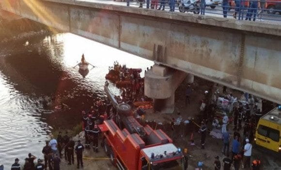 Algeria: autobus cade in un fiume nella capitale Algeri, 18 morti e 9 feriti