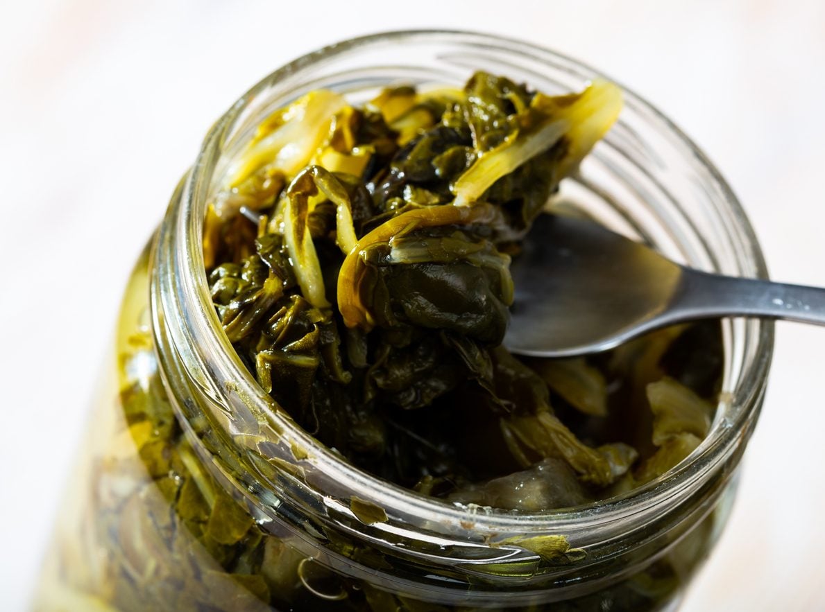 Friarielli sott’olio richiamati dal commercio per sospetto botulino: l’avviso del Ministero