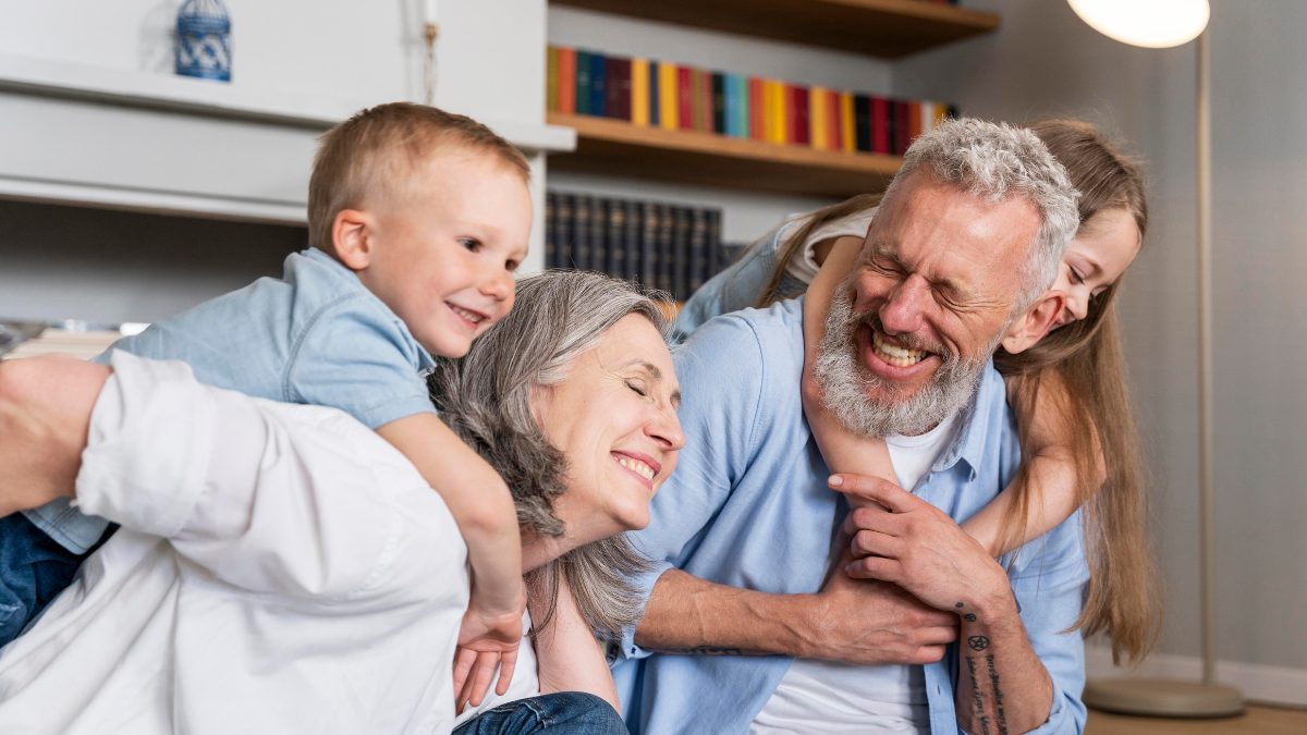 Festa dei nonni 2025, via freepik