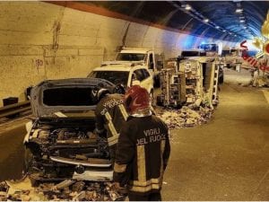 Maxi-incidente-a-Palermo-300x225.jpg