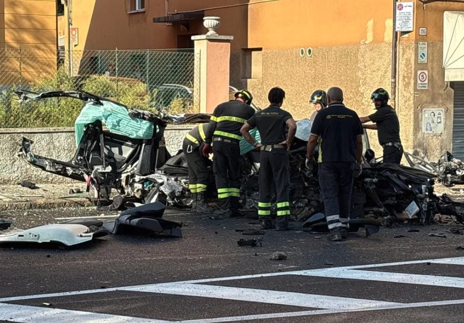 Auto si schianta contro un palo a Bologna, era rubata: 18enne muore ...