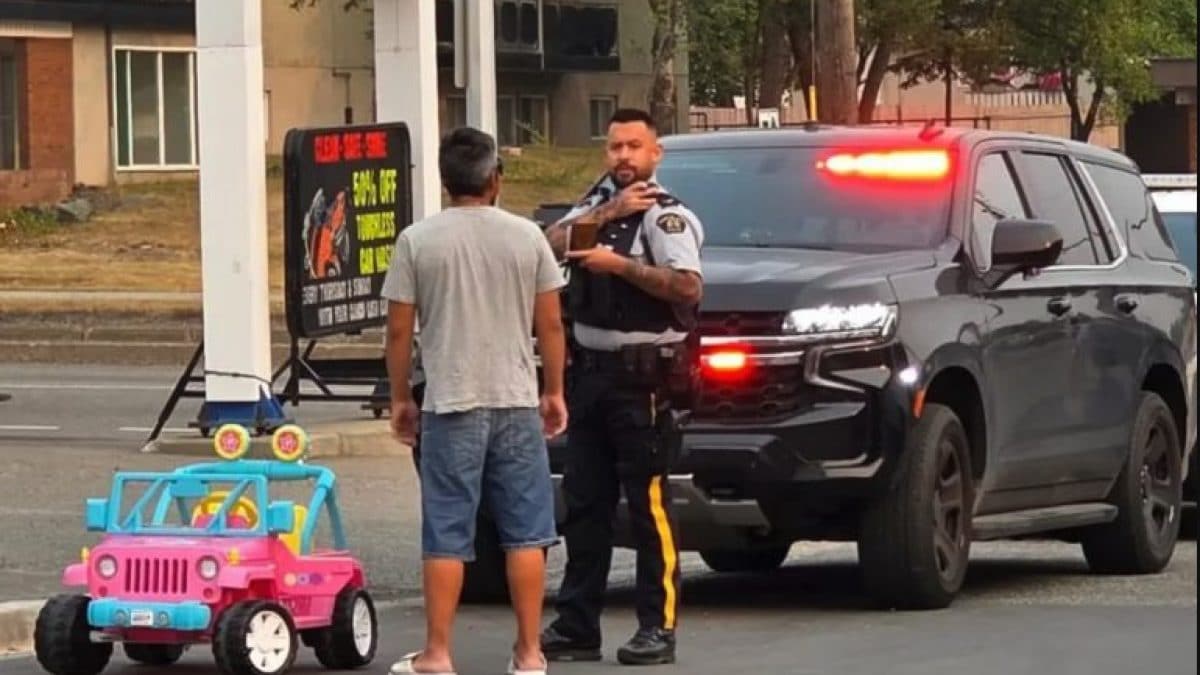 Le foto dell’arresto della Prince George RCMP