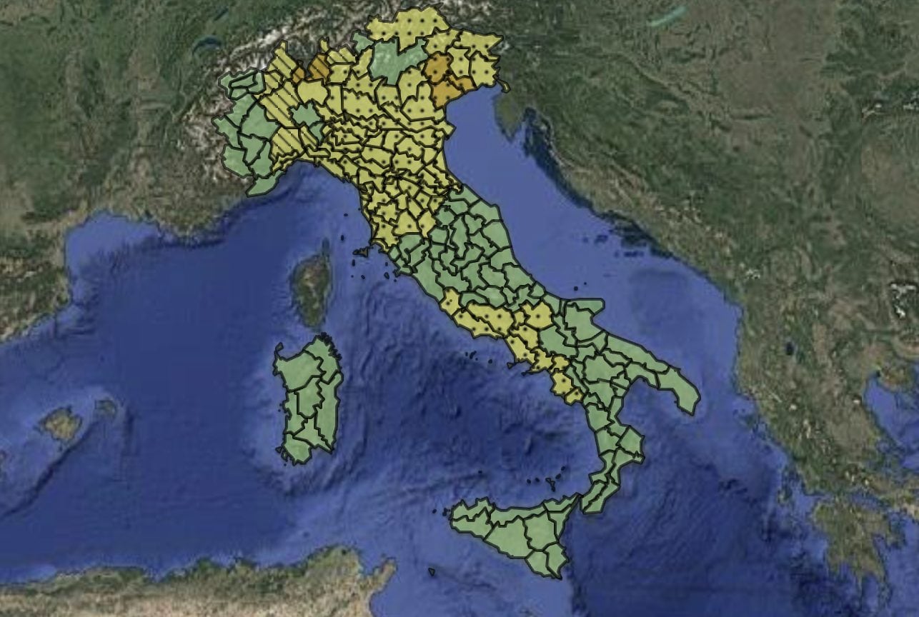 Le zone interessate dalle allerte arancione e gialla della Protezione Civile.