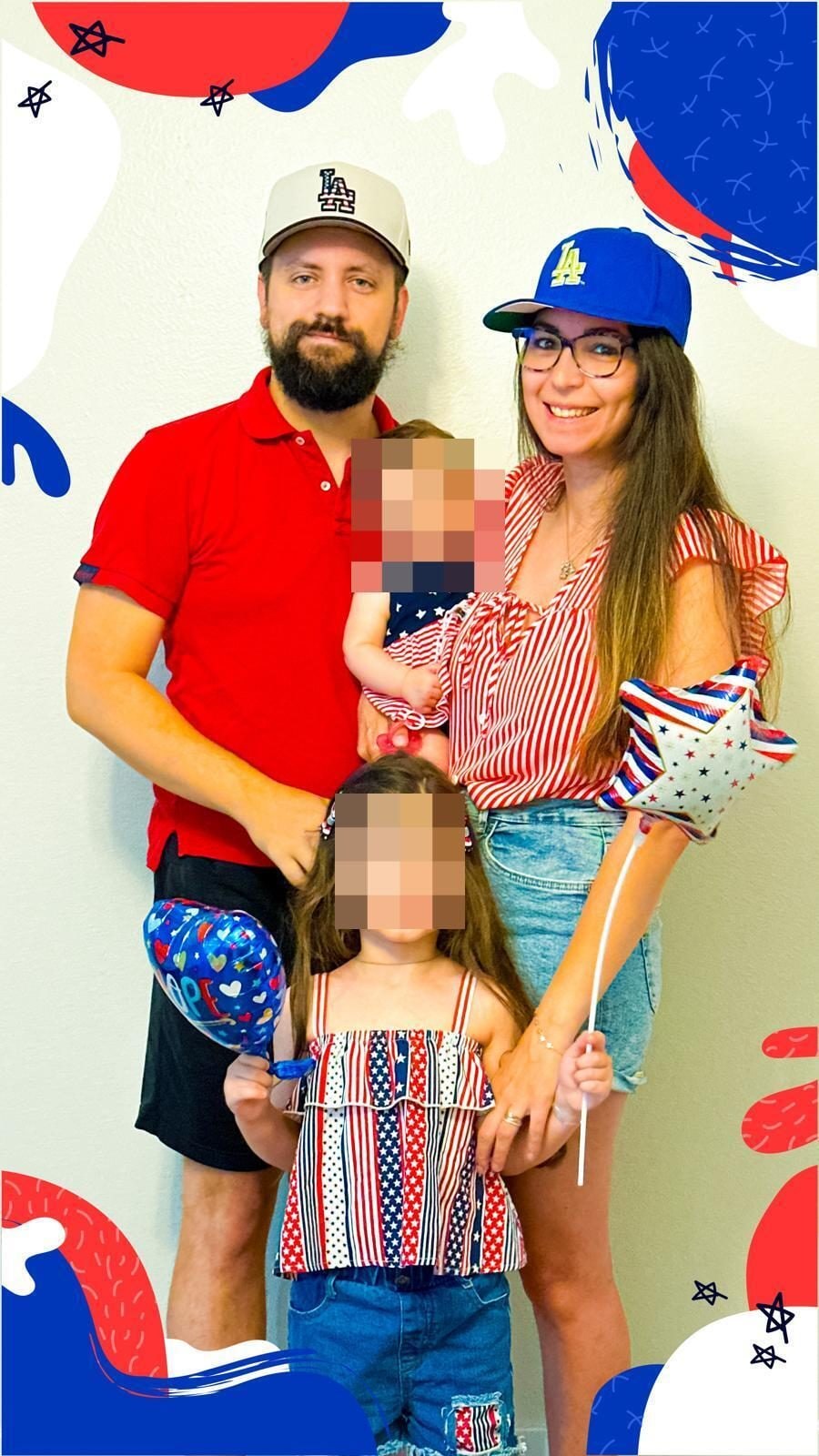 Tommaso e Teresa insieme alla loro bimbe.