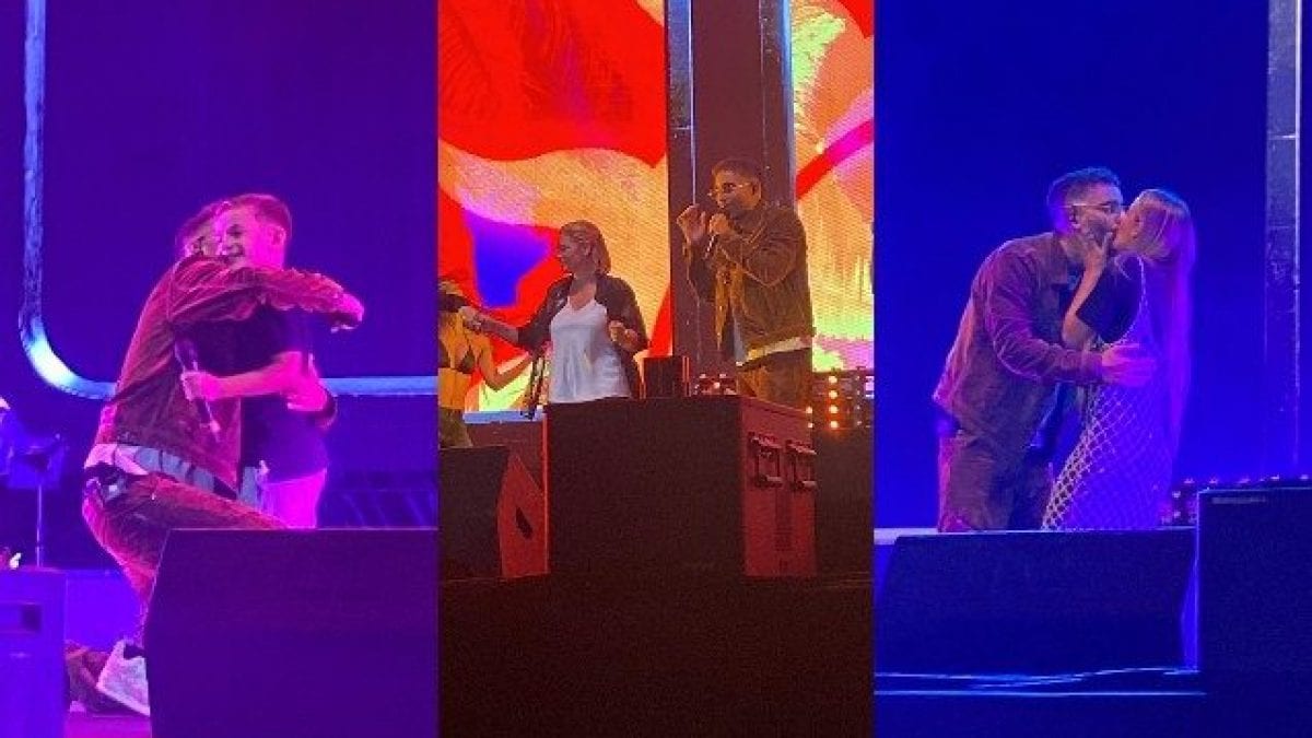 Rocco Hunt col figlio, la madre e la moglie durante il concerto a Caserta