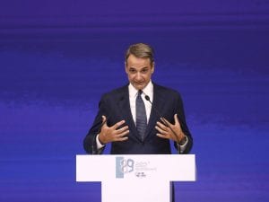 In Grecia giornata lavorativa da 13 ore: il Parlamento approva la legge
