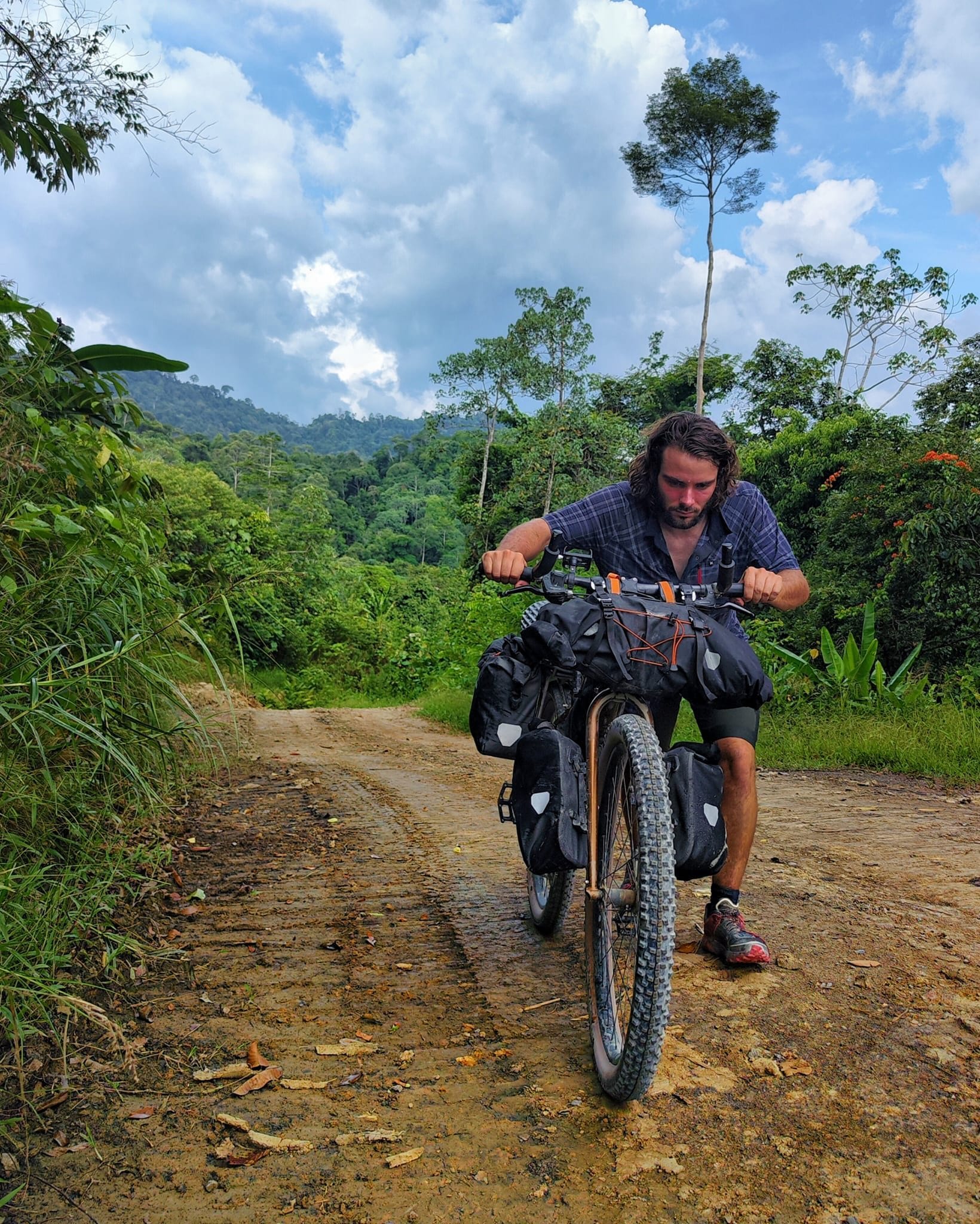 Lorenzo Barone nel Borneo