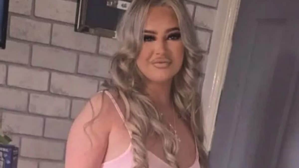 Amy Louise Leonard, 20 anni, foto da Facebook