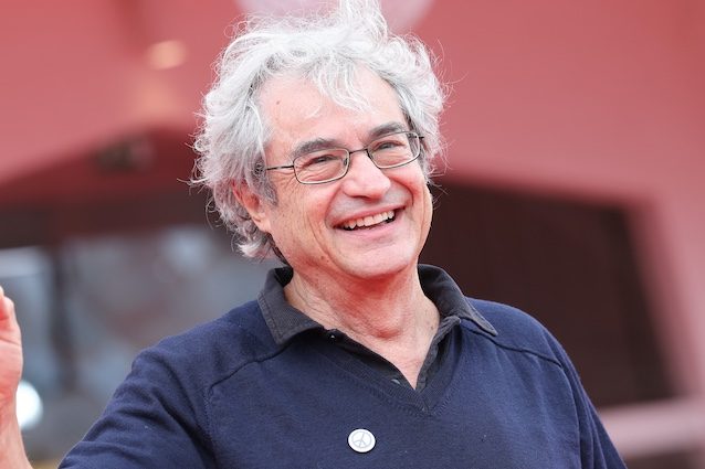 Carlo Rovelli: "Sulla guerra un intellettuale non può stare zitto. La morte? Non è un'angoscia, temo la sofferenza"
