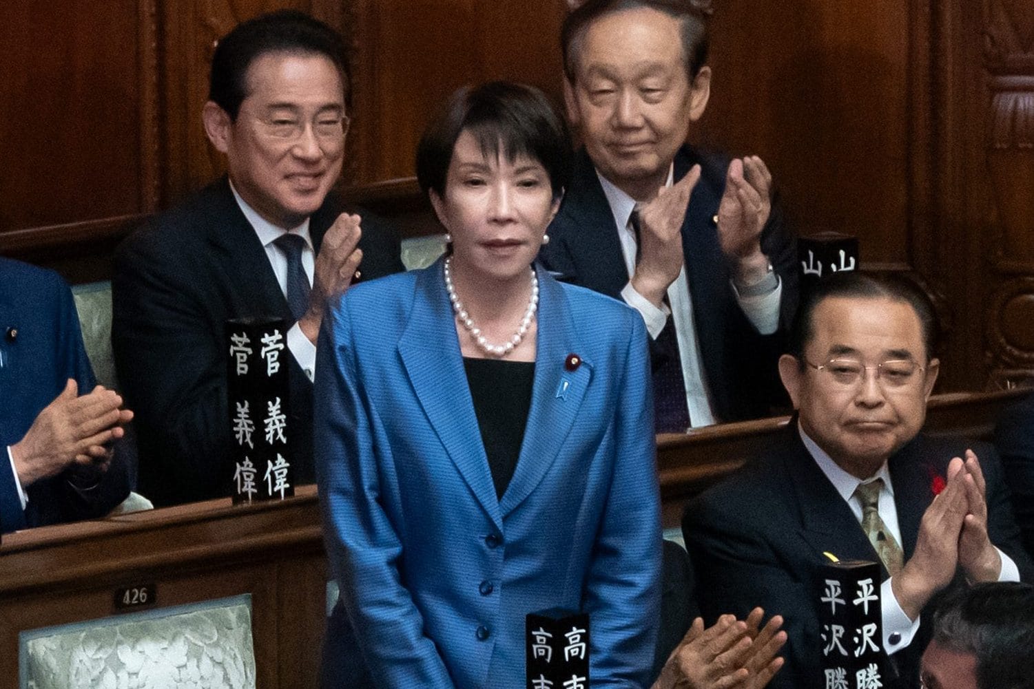 Chi è Sanae Takaichi, la prima premier donna eletta in Giappone