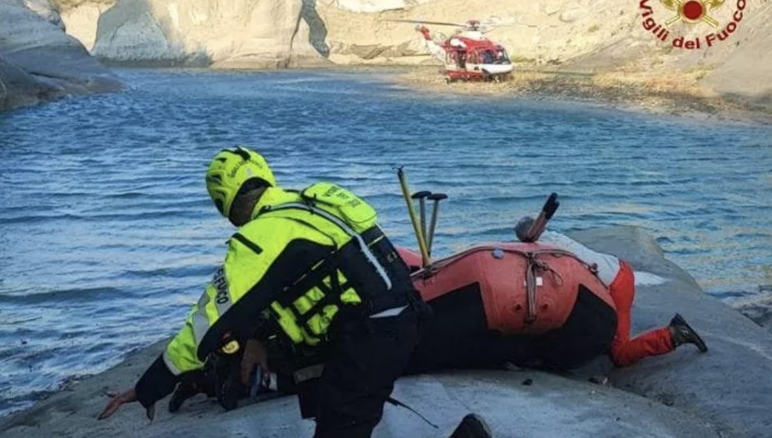 Si tuffa nel fiume Secchia e scompare, 13enne ritrovato cadavere: il dramma davanti agli amici