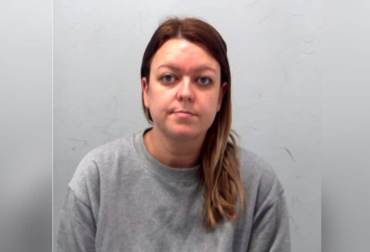 "Non è adatto a questo mondo": strangola il figlio autistico di 5 anni, poi tenta suicidio: condannata