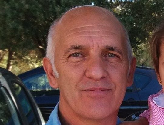 Apre il rubinetto della doccia, un fulmine lo colpisce: 67enne morto folgorato in Sardegna